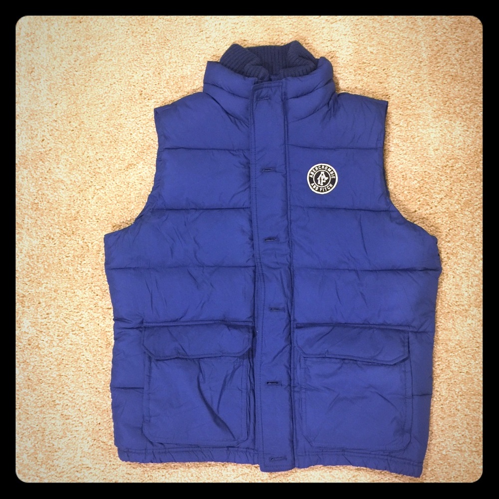 A&F Men’s Puffer Vest
